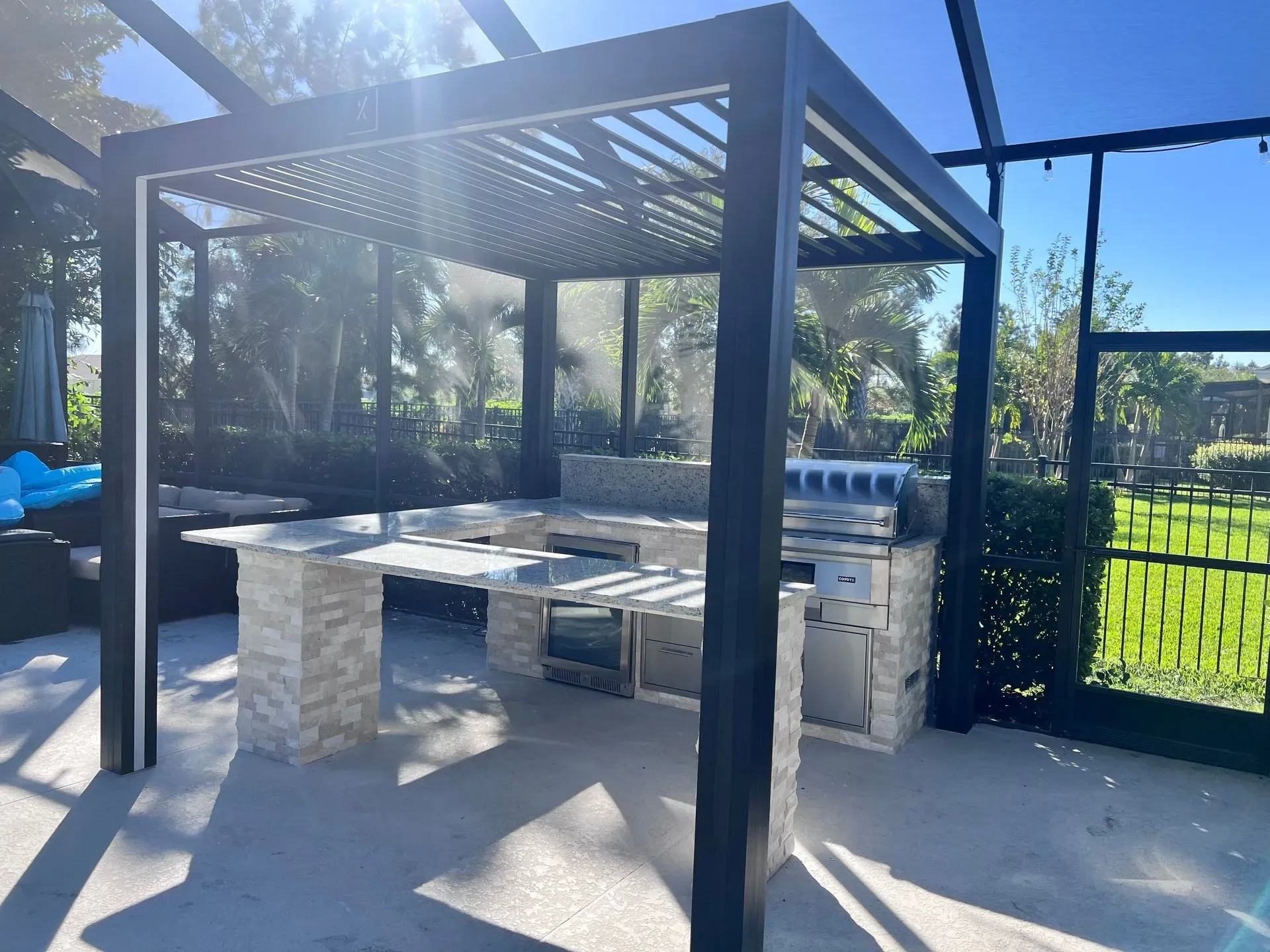 Cabana and pergola structure by Oasis Outdoor Living, project photo 12