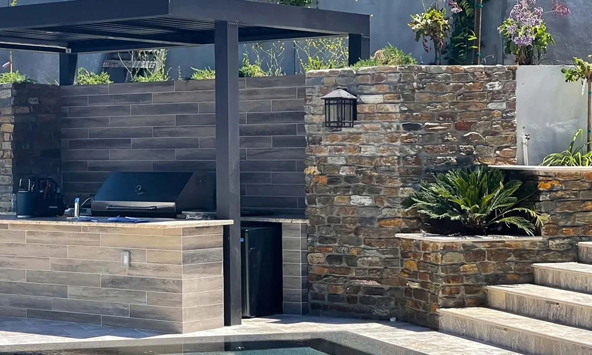 Cabana and pergola structure by Oasis Outdoor Living