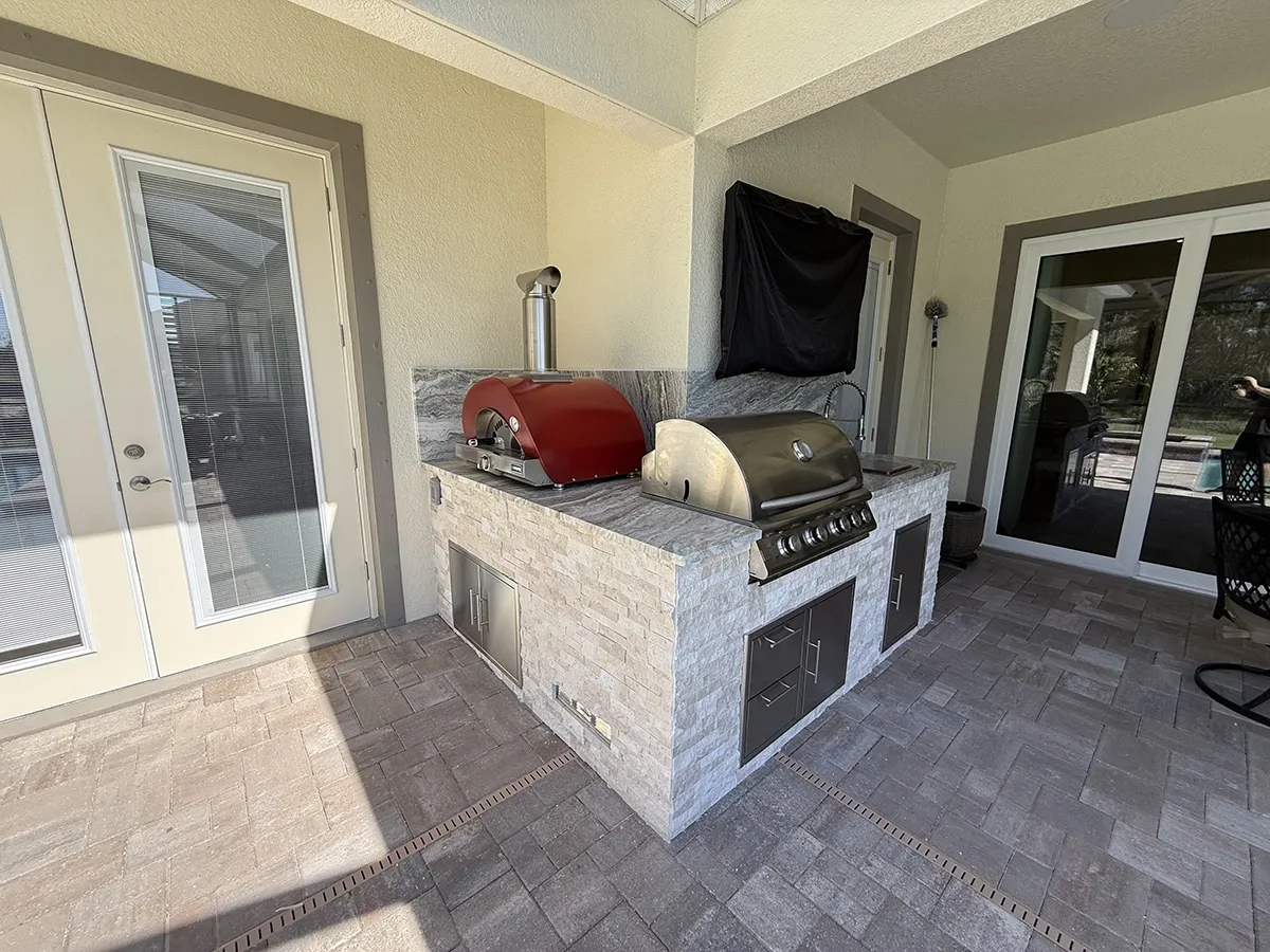 Built-in outdoor grill by Oasis Outdoor Living, project photo 10