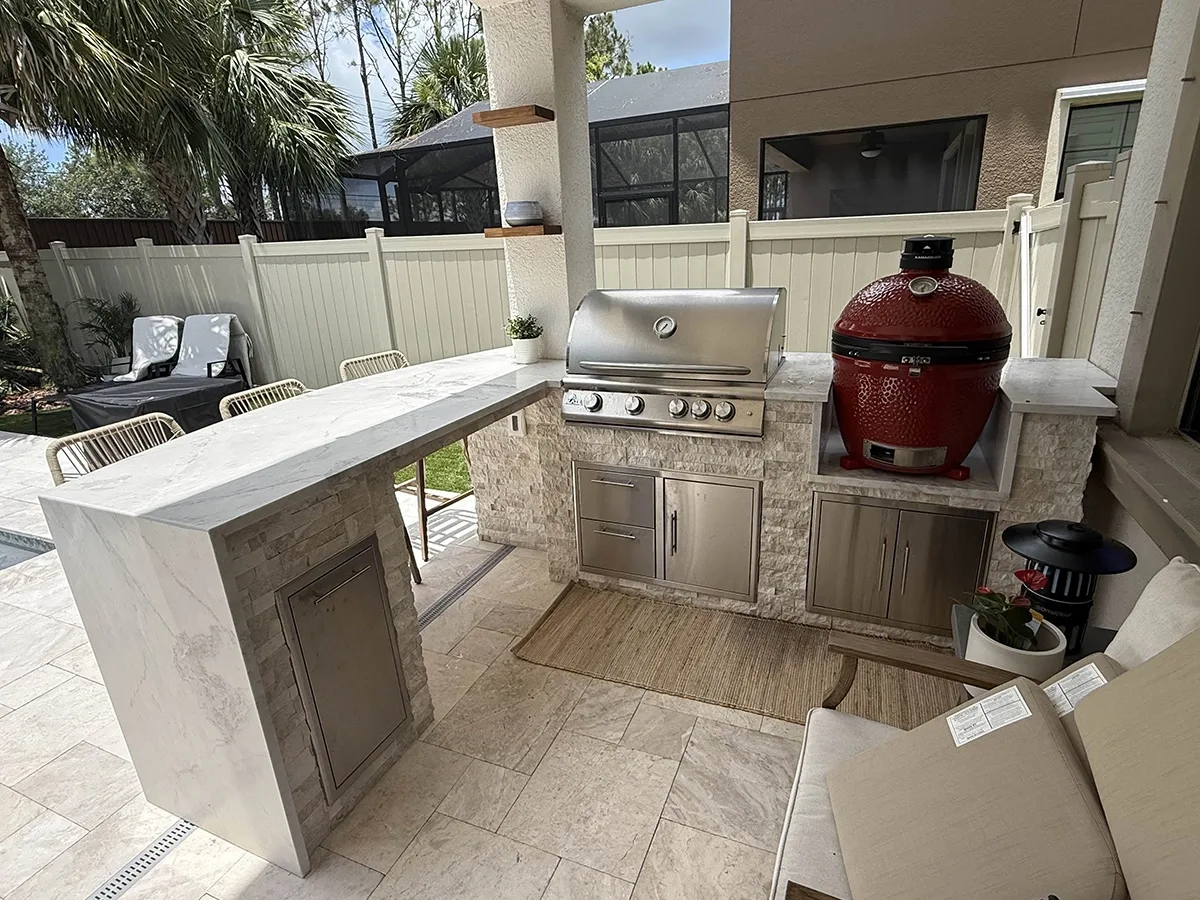 Prefab outdoor kitchen by Oasis Outdoor Living, project photo 4