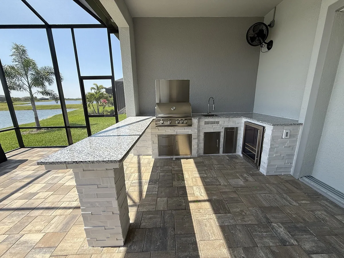 Prefab outdoor kitchen by Oasis Outdoor Living, project photo 7