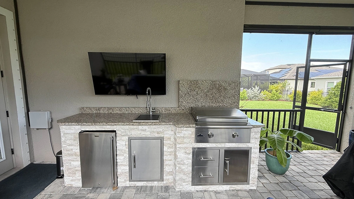 Prefab outdoor kitchen by Oasis Outdoor Living