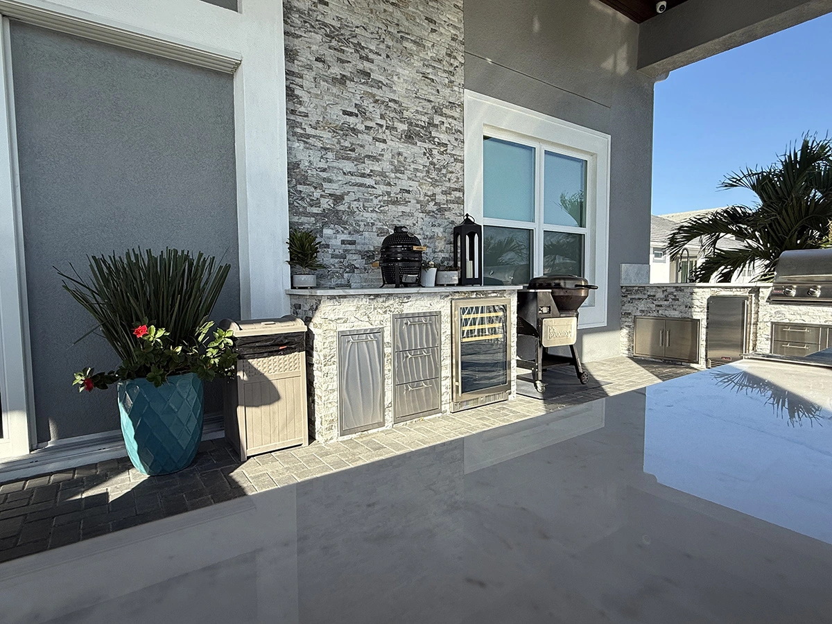 Outdoor refrigeration unit by Oasis Outdoor Living, project photo 6