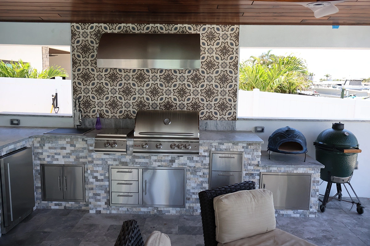 Outdoor kitchen storage and cabinetry by Oasis Outdoor Living, project photo 5