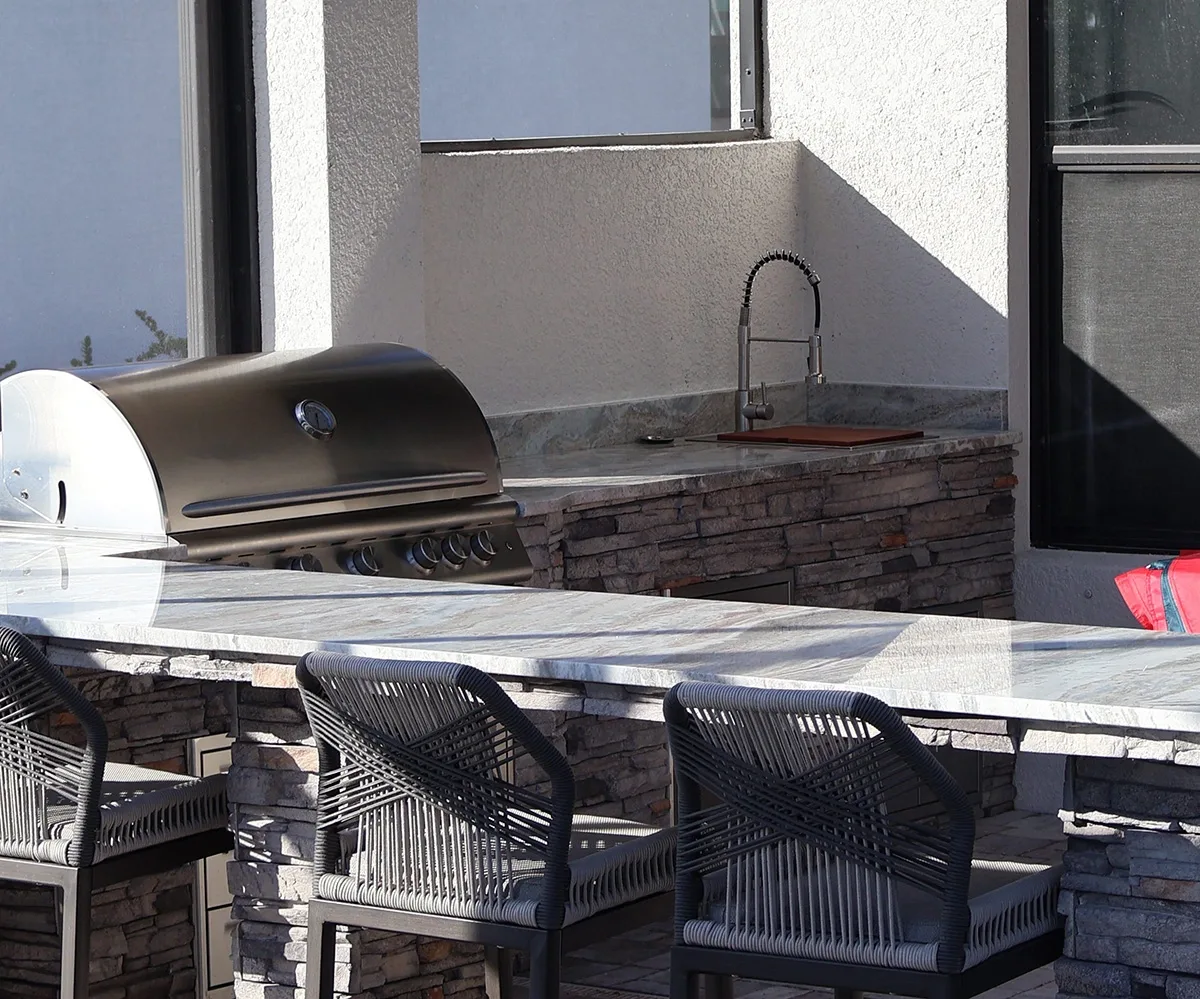 Outdoor kitchen project in Tampa, Florida by Oasis Outdoor Living